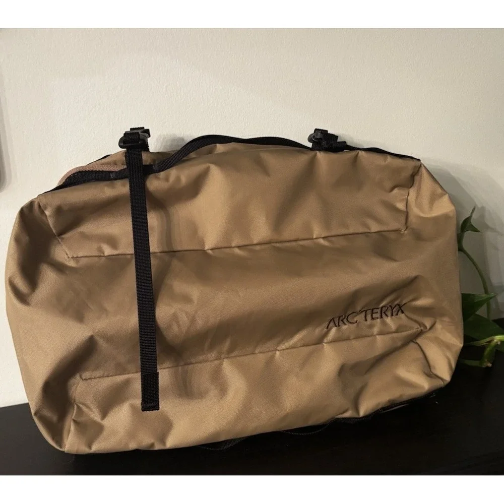 Arc'teryx Index Gear Organizer Packing Cube 12x9x4 Gorpcore Coyote Clean!